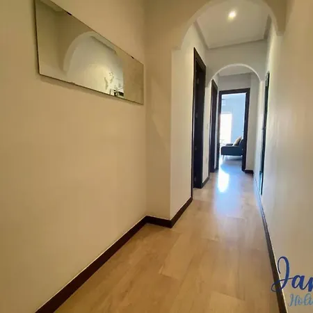Torrevieja 1 Bed Apartment With Communal Pool Tv11 *