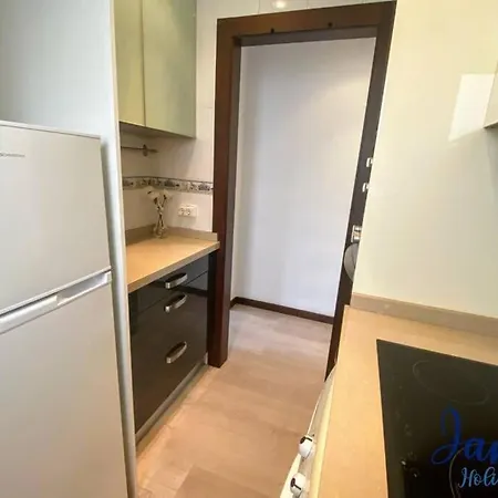 Torrevieja 1 Bed Apartment With Communal Pool Tv11 *