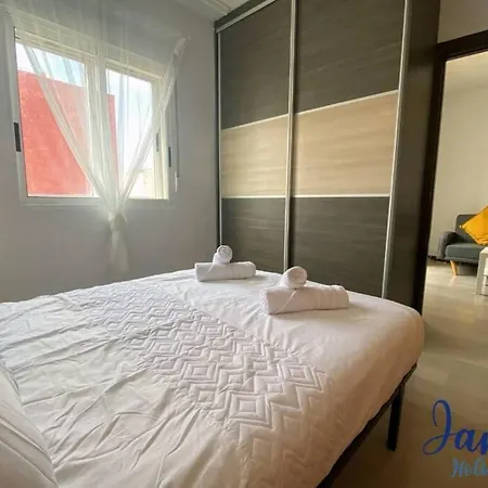 Torrevieja 1 Bed Apartment With Communal Pool Tv11 *