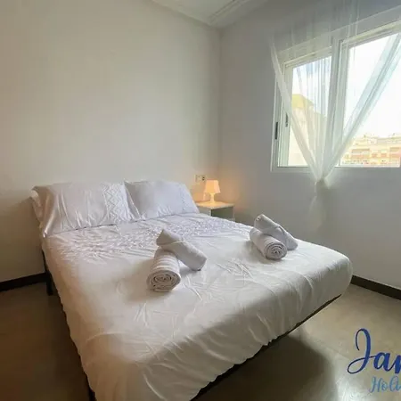 Torrevieja 1 Bed Apartment With Communal Pool Tv11 Apartman Torrevieja